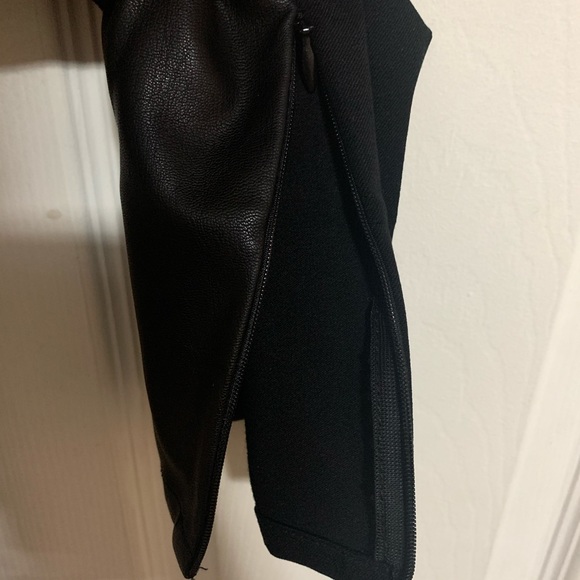 Banana Republic Sloan Size 6 Faux Leather Pants - Picture 2 of 3